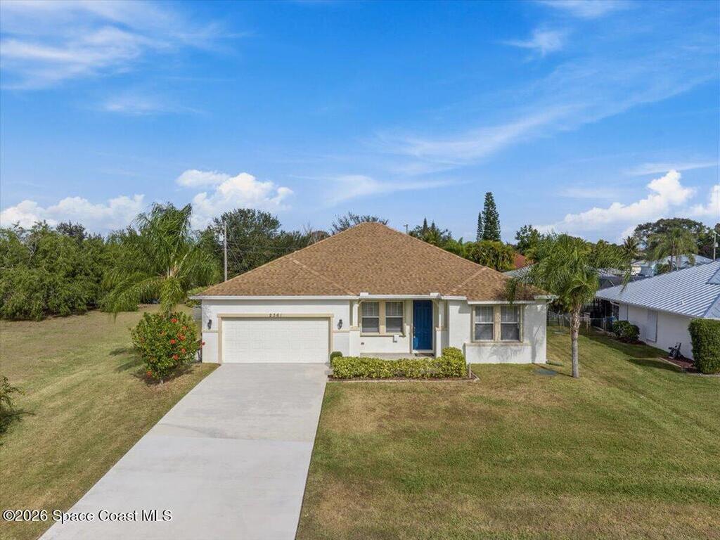 2361 SE Grand Drive, Port St. Lucie, FL 34952