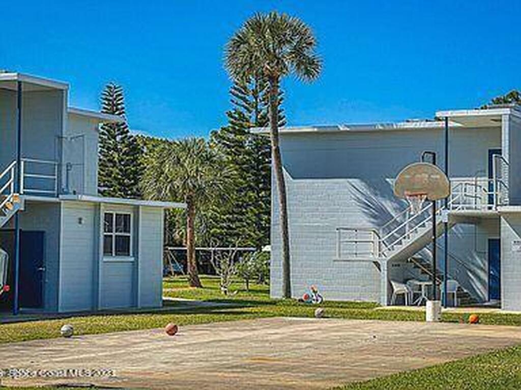 200 Bounty Street, Merritt Island, FL 32952