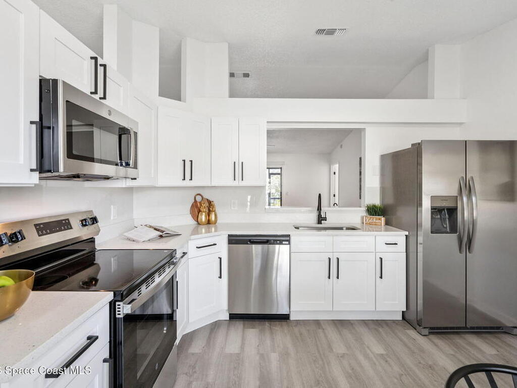 2745 Beckwith Street, Deltona, FL 32738