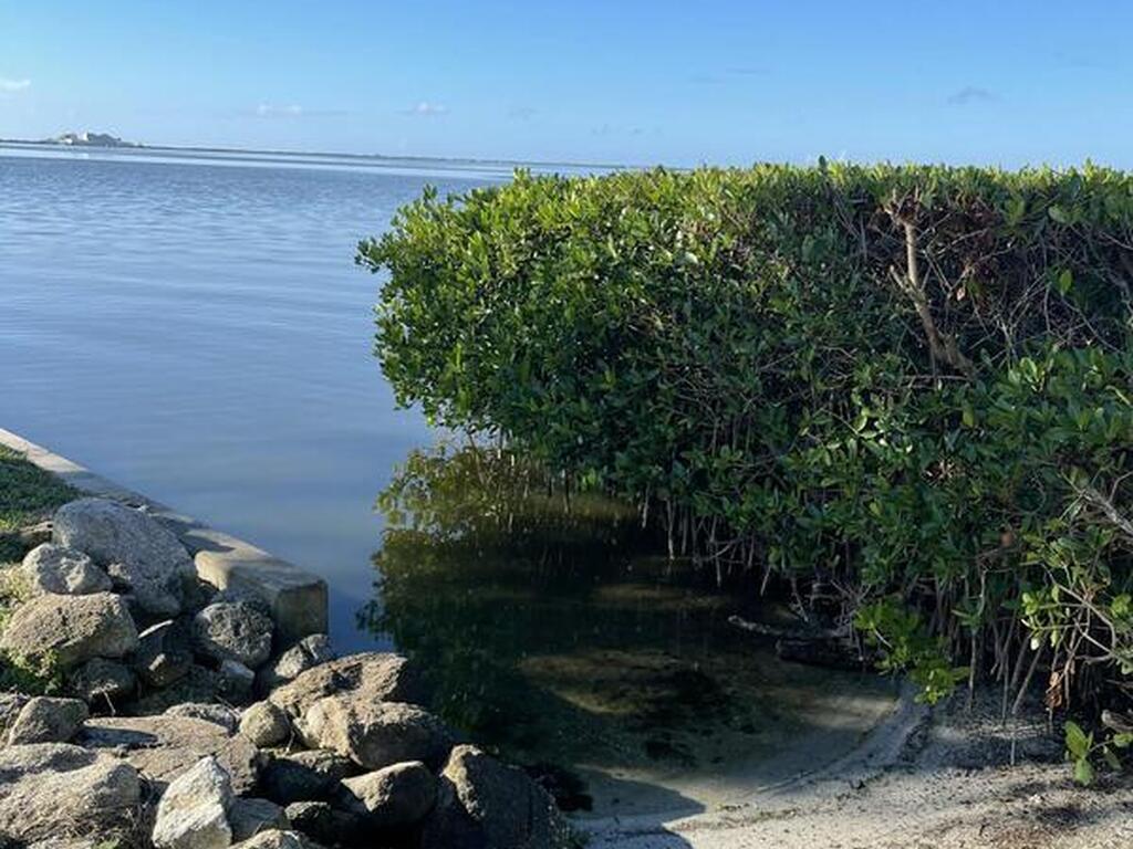 200 International Drive, Cape Canaveral, FL 32920