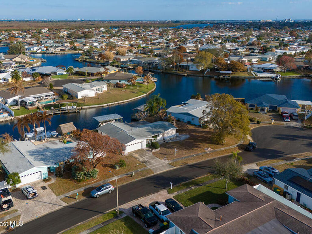 1740 Canal Court, Merritt Island, FL 32953