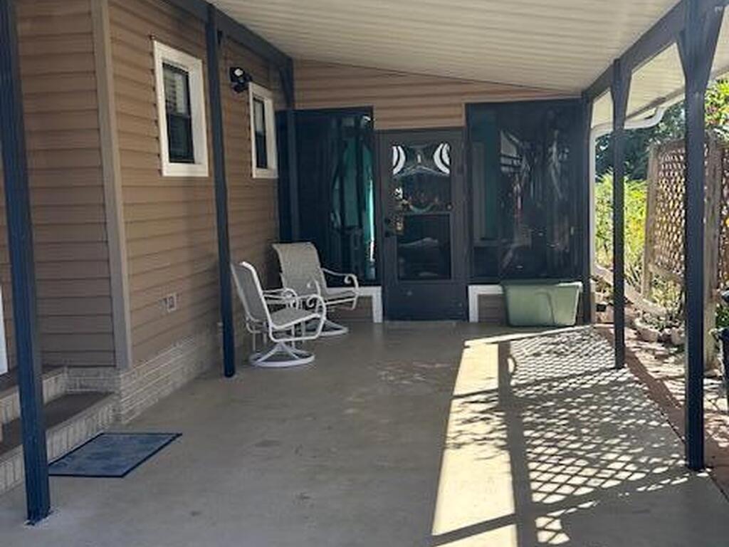 1108 Navajo Drive, Barefoot Bay, FL 32976