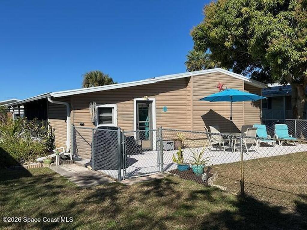 1108 Navajo Drive, Barefoot Bay, FL 32976