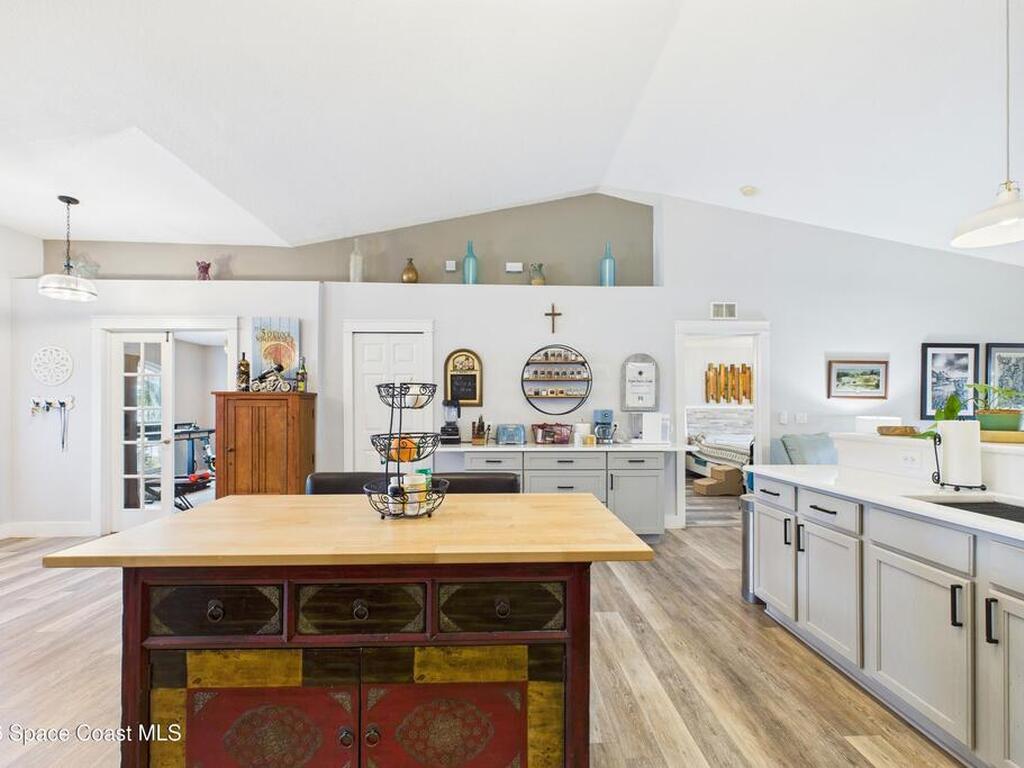 324 Brookedge Street, Palm Bay, FL 32907