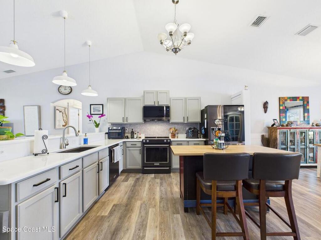 324 Brookedge Street, Palm Bay, FL 32907