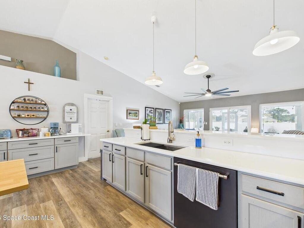 324 Brookedge Street, Palm Bay, FL 32907