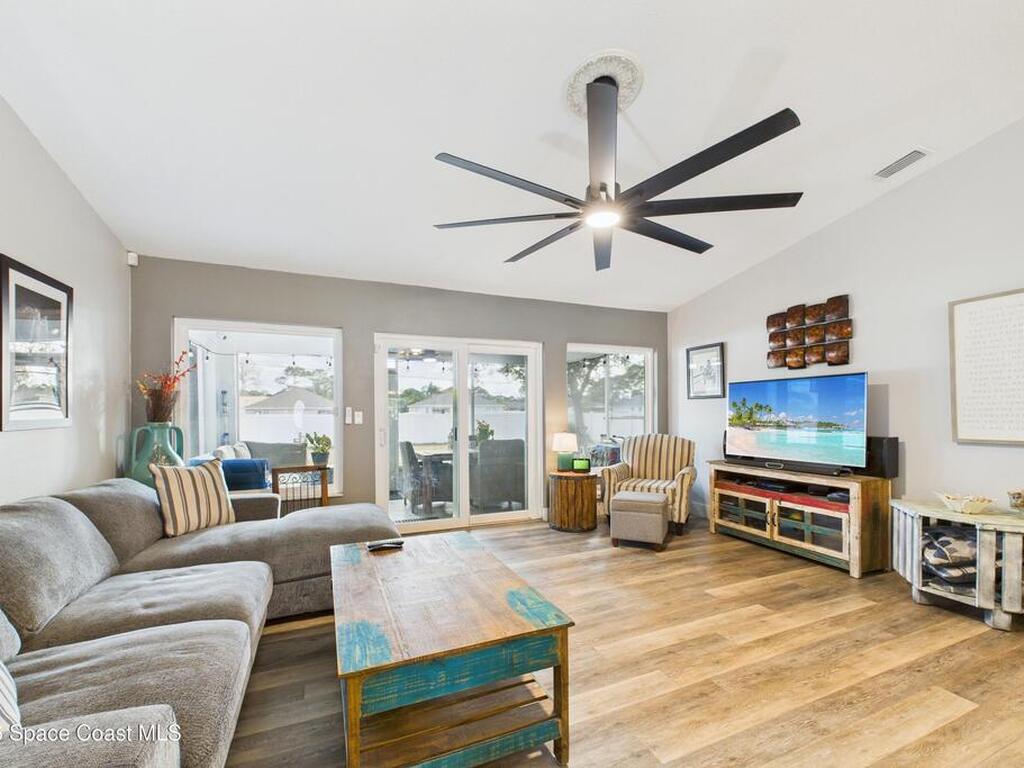 324 Brookedge Street, Palm Bay, FL 32907