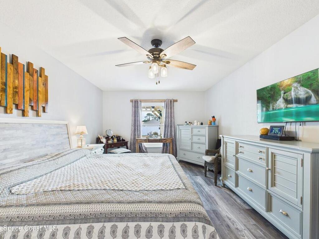 324 Brookedge Street, Palm Bay, FL 32907