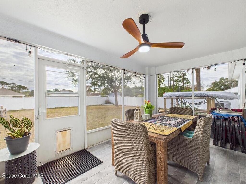 324 Brookedge Street, Palm Bay, FL 32907