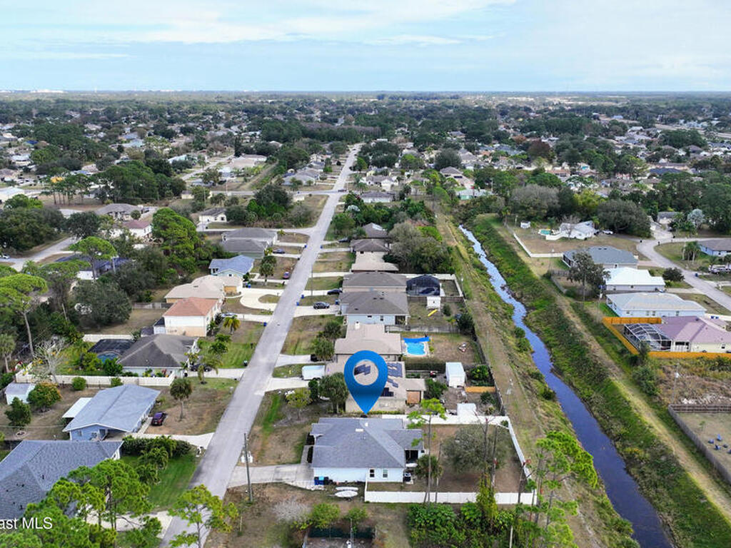 324 Brookedge Street, Palm Bay, FL 32907