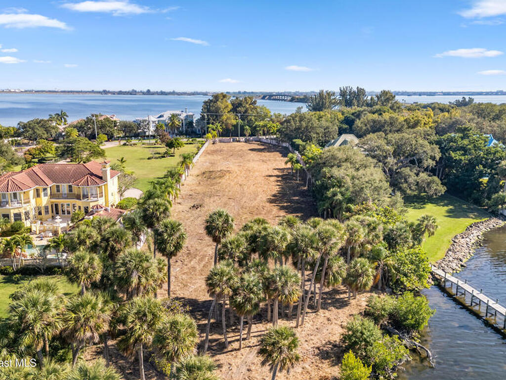 8181 S Tropical Trail, Merritt Island, FL 32952