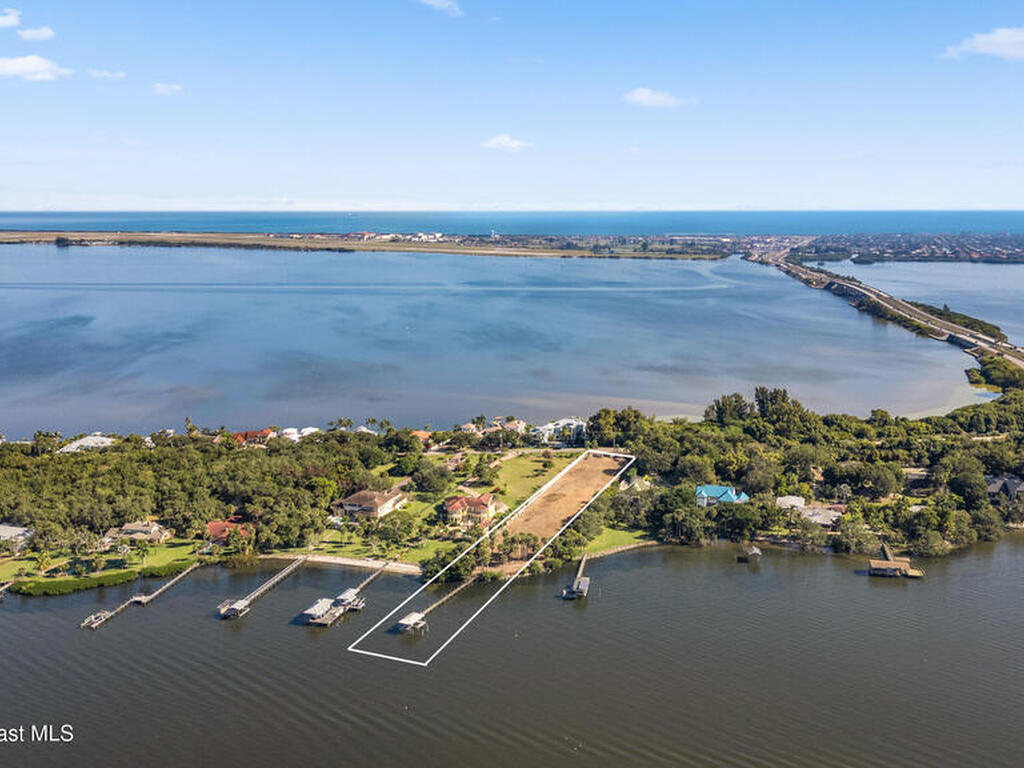 8181 S Tropical Trail, Merritt Island, FL 32952