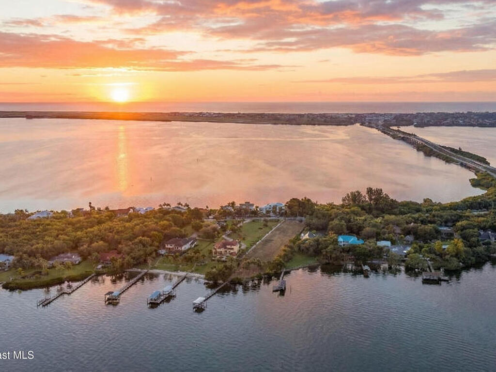 8181 S Tropical Trail, Merritt Island, FL 32952