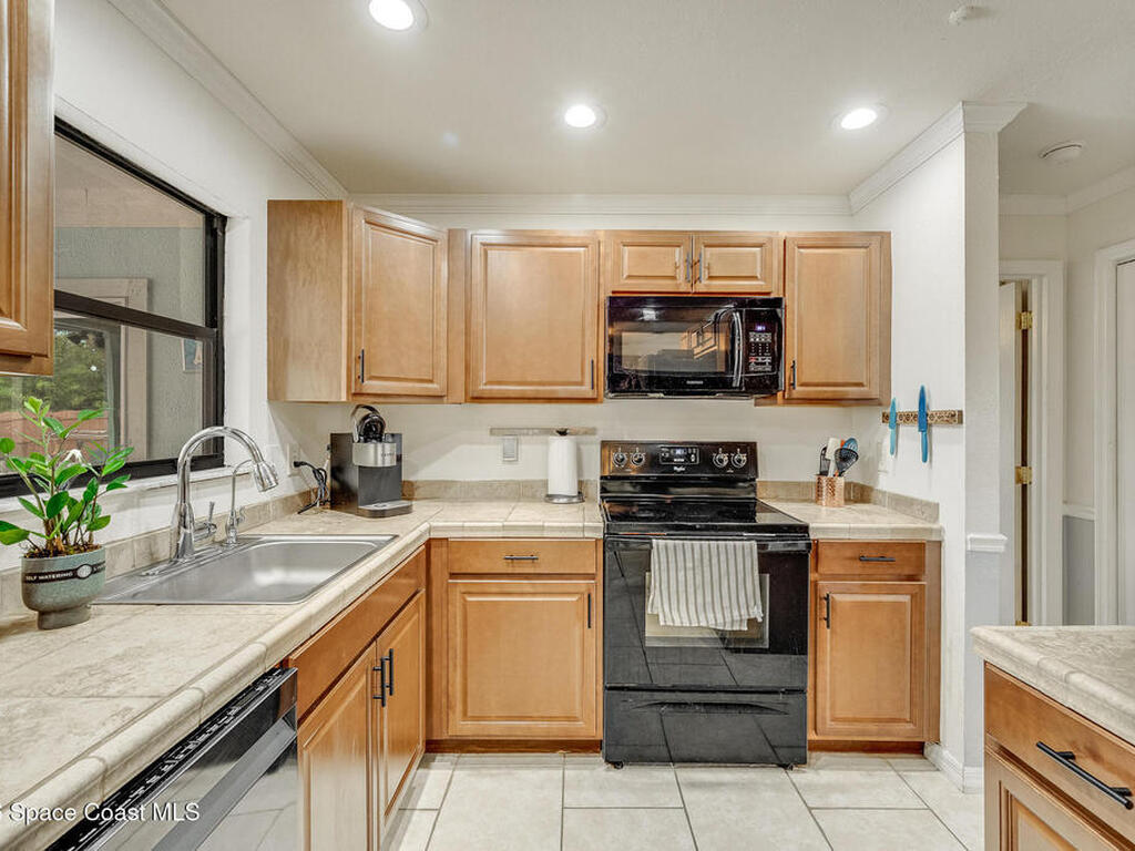 2115 Wagonwheel Avenue, Palm Bay, FL 32909