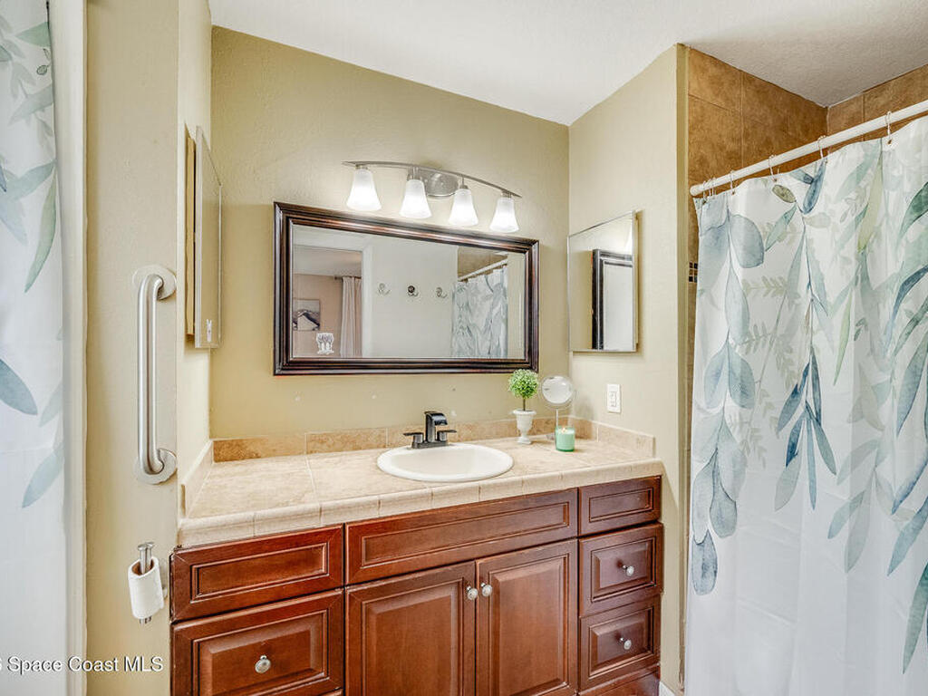 2115 Wagonwheel Avenue, Palm Bay, FL 32909