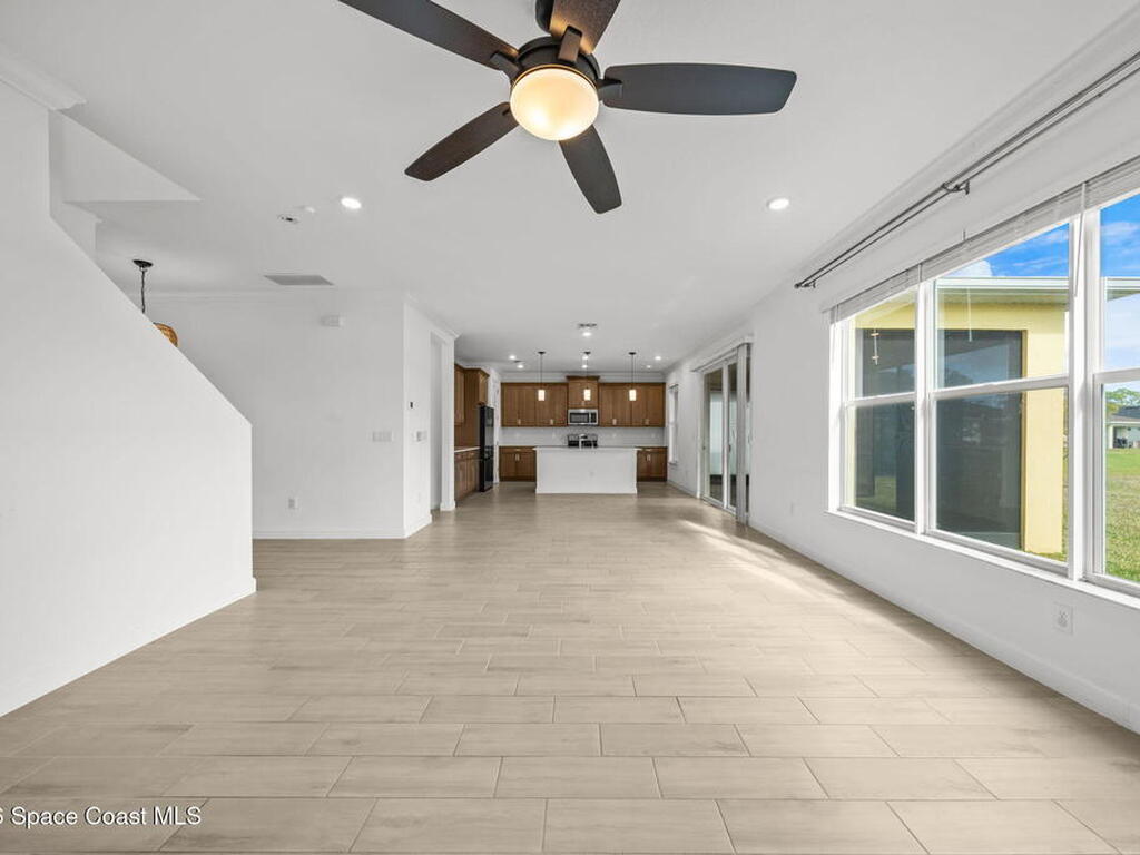 715 Veridian Circle, Palm Bay, FL 32907