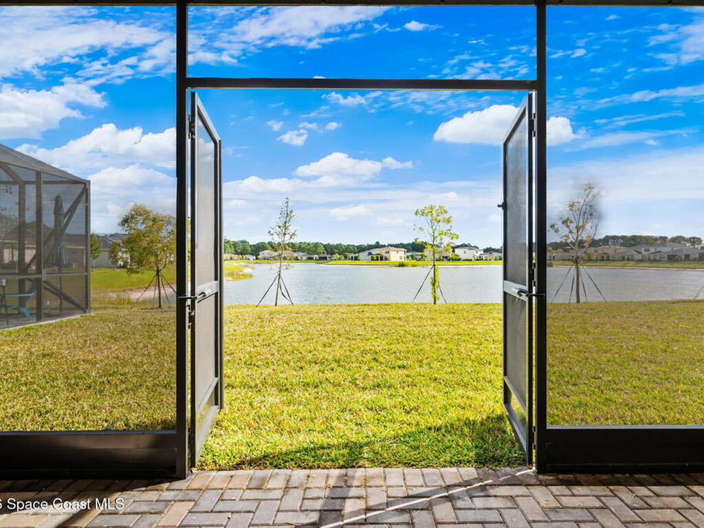 715 Veridian Circle, Palm Bay, FL 32907