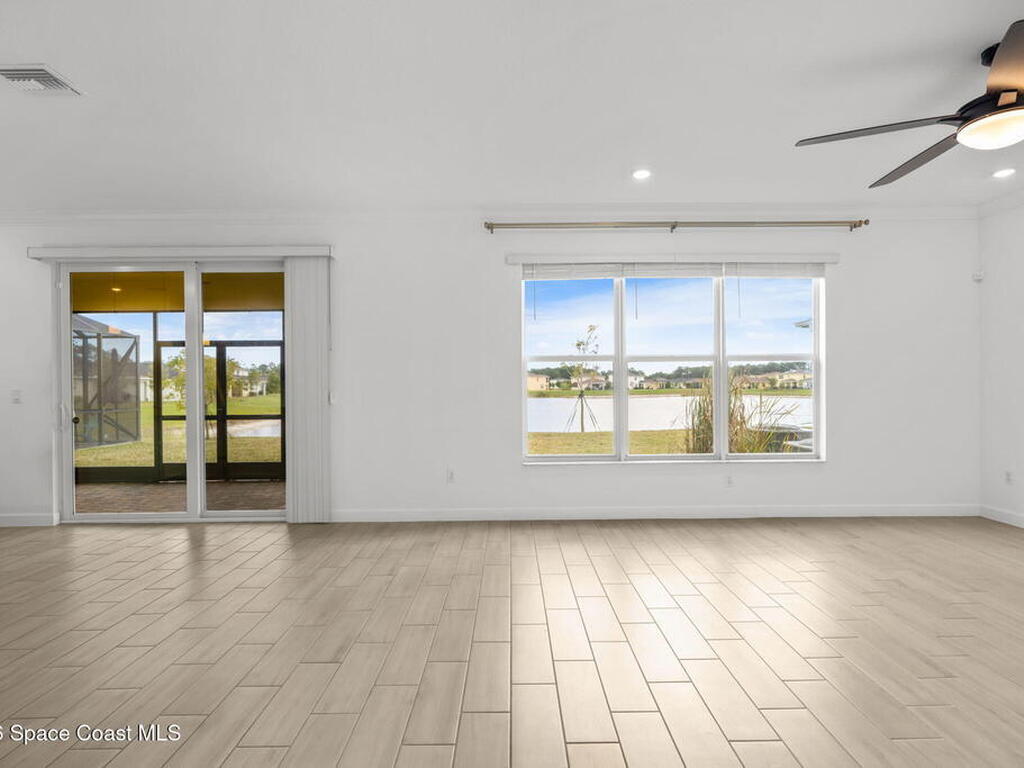 715 Veridian Circle, Palm Bay, FL 32907