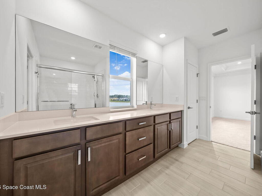 715 Veridian Circle, Palm Bay, FL 32907