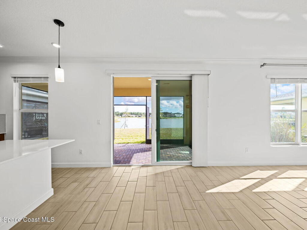 715 Veridian Circle, Palm Bay, FL 32907