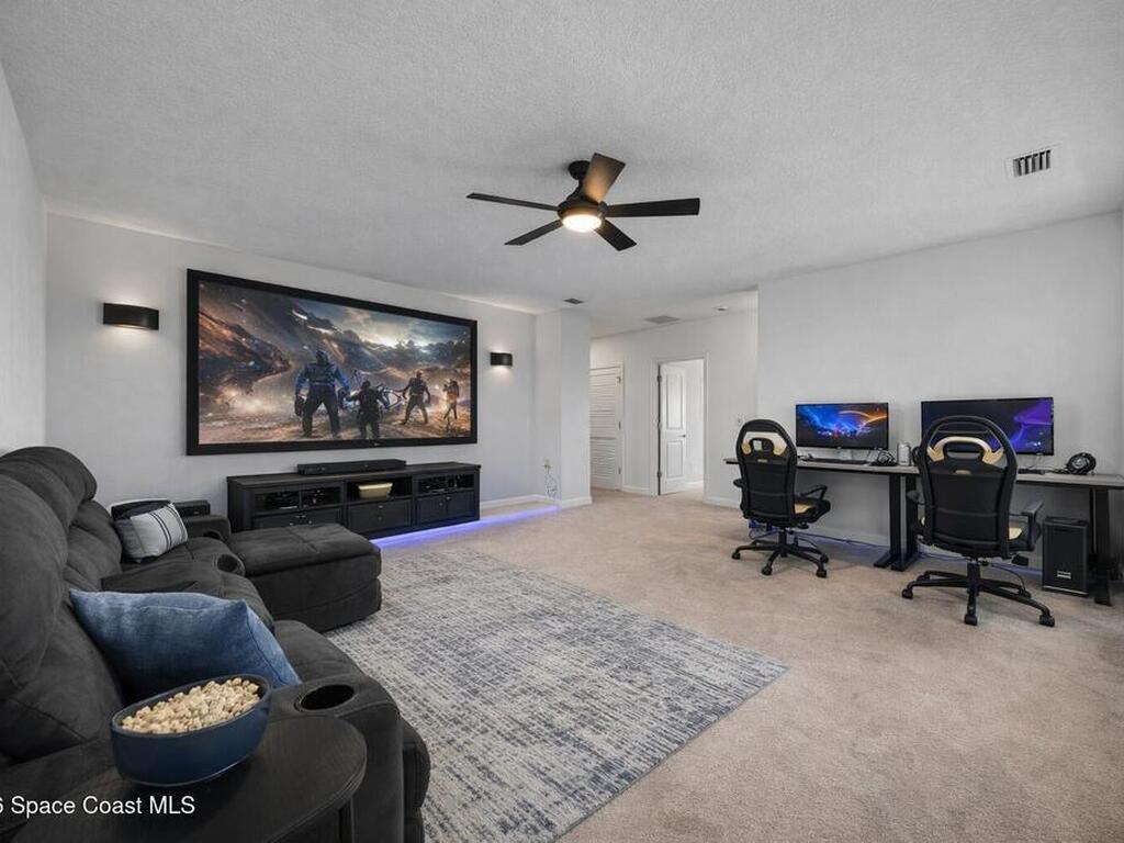 715 Veridian Circle, Palm Bay, FL 32907