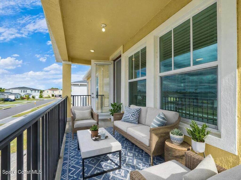 715 Veridian Circle, Palm Bay, FL 32907