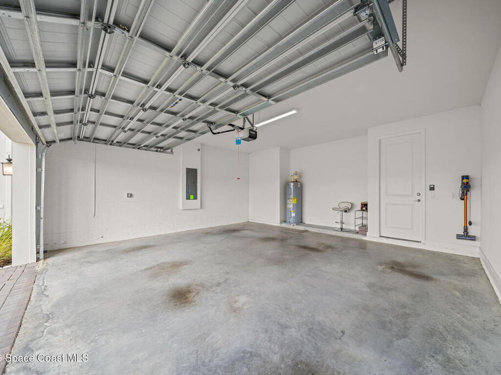 715 Veridian Circle, Palm Bay, FL 32907