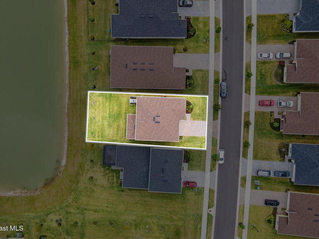 715 Veridian Circle, Palm Bay, FL 32907