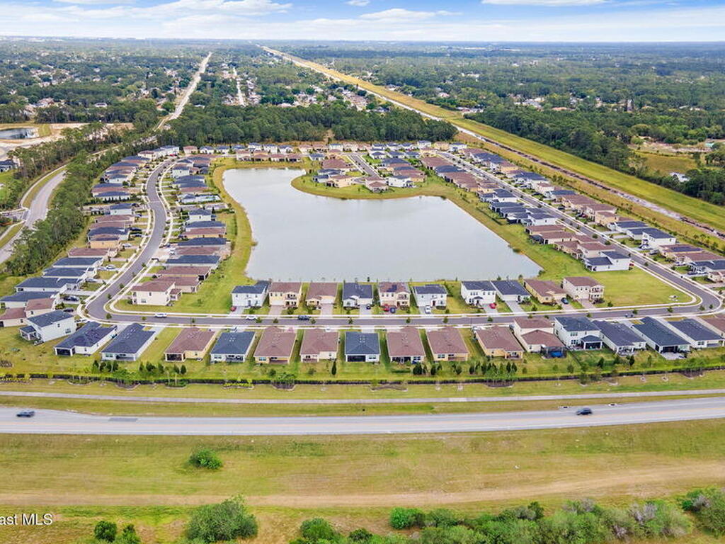 715 Veridian Circle, Palm Bay, FL 32907