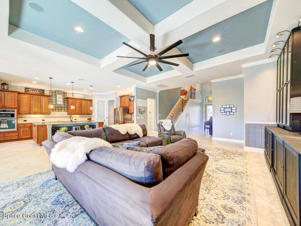 21608 Sullivan Ranch Boulevard, Mount Dora, FL 32757