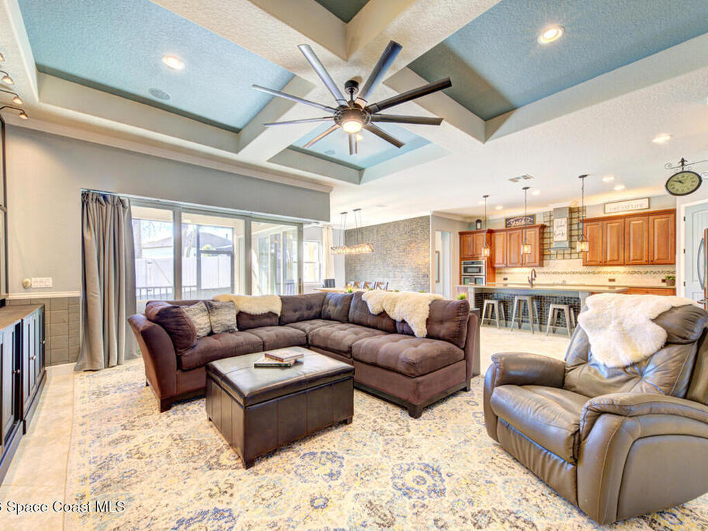 21608 Sullivan Ranch Boulevard, Mount Dora, FL 32757