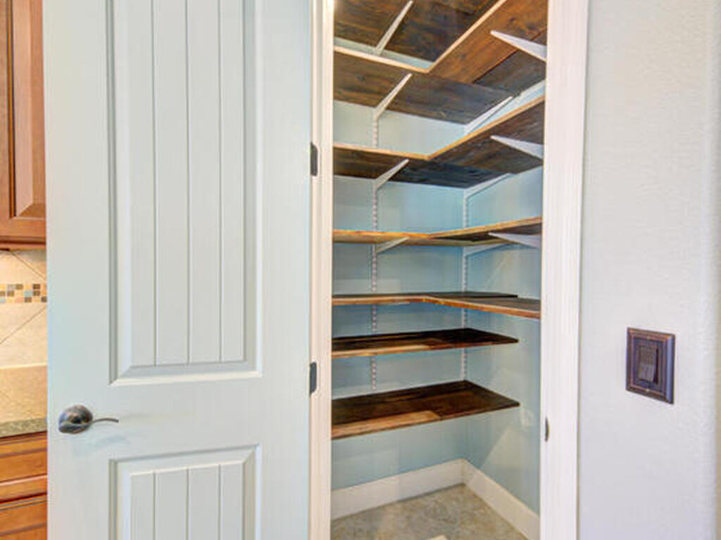 21608 Sullivan Ranch Boulevard, Mount Dora, FL 32757