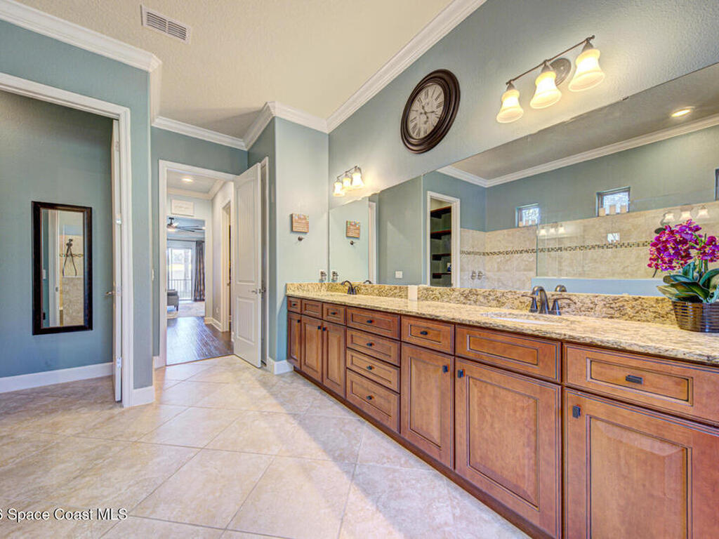 21608 Sullivan Ranch Boulevard, Mount Dora, FL 32757