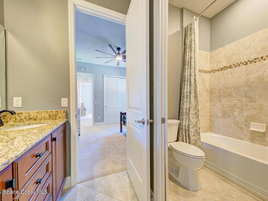 21608 Sullivan Ranch Boulevard, Mount Dora, FL 32757