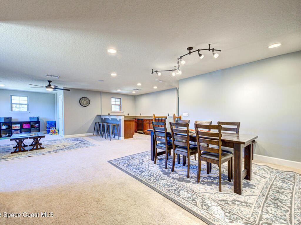 21608 Sullivan Ranch Boulevard, Mount Dora, FL 32757