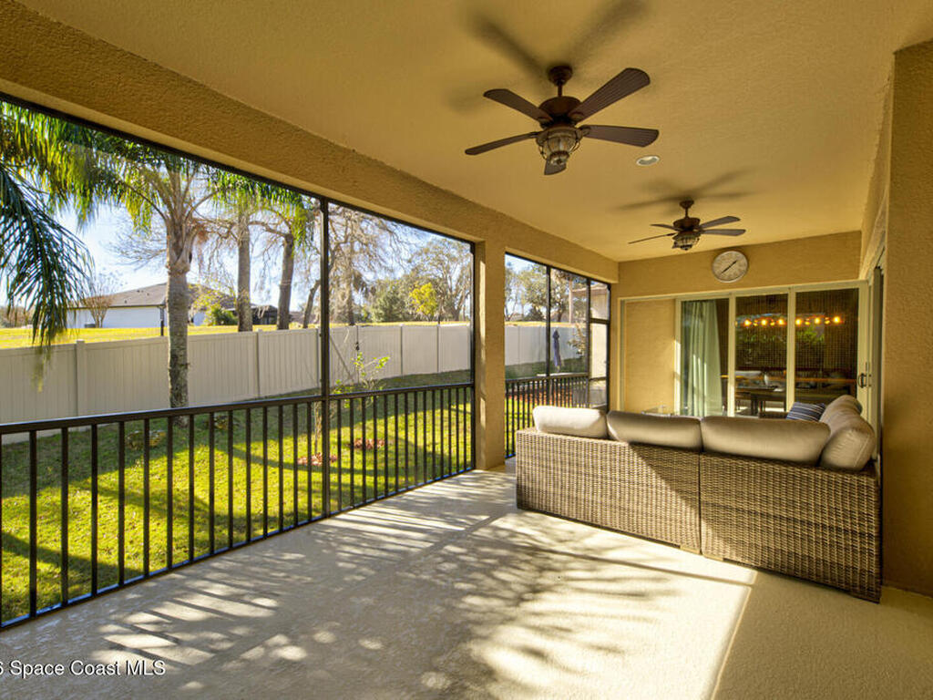 21608 Sullivan Ranch Boulevard, Mount Dora, FL 32757