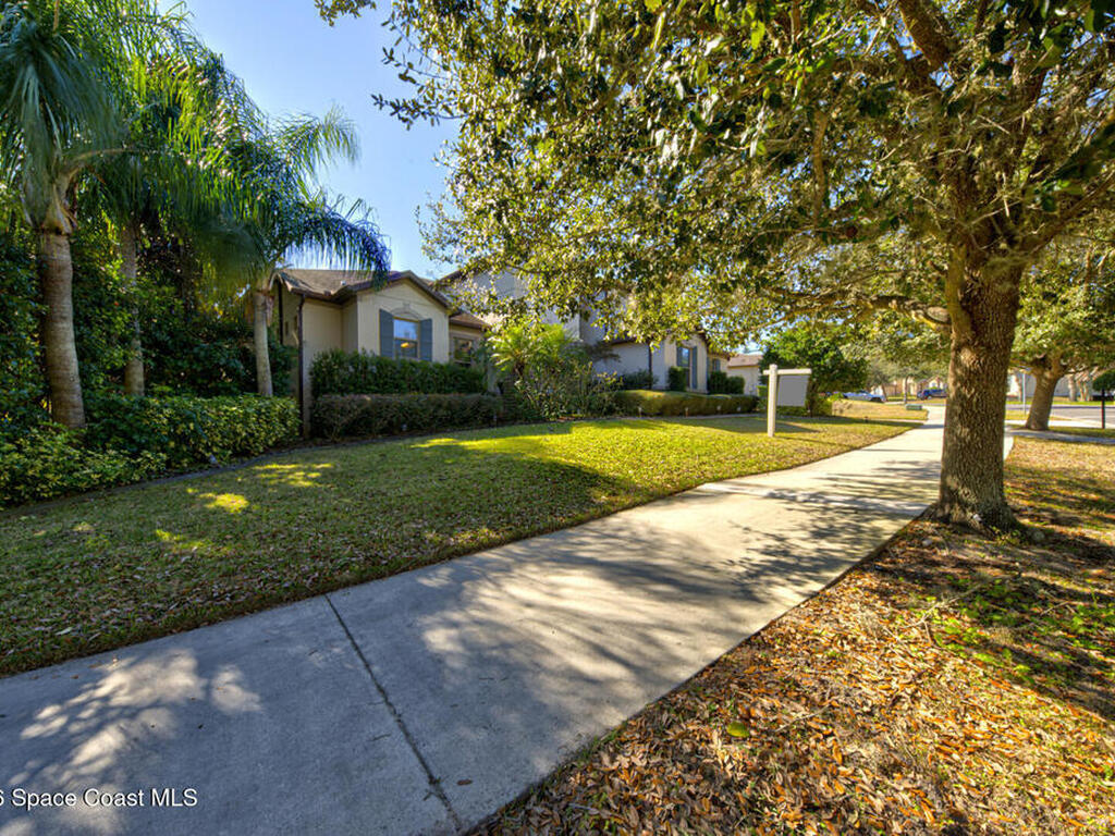 21608 Sullivan Ranch Boulevard, Mount Dora, FL 32757