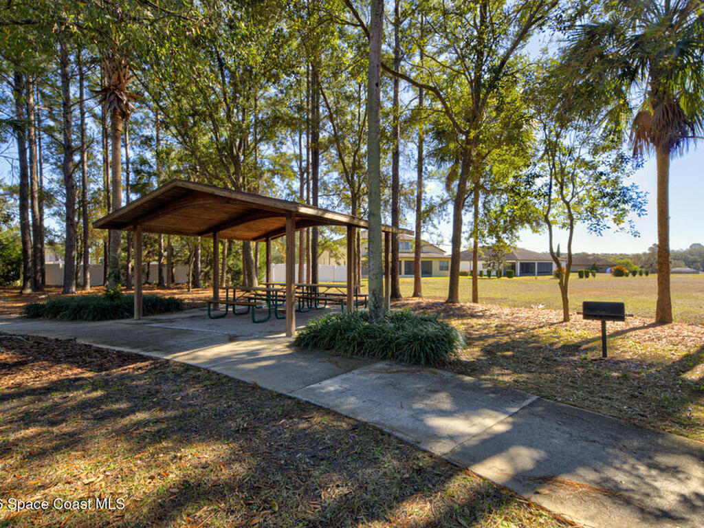 21608 Sullivan Ranch Boulevard, Mount Dora, FL 32757