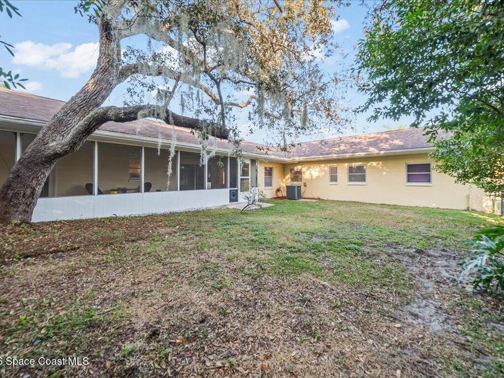 2123 N Indian River Drive, Cocoa, FL 32922