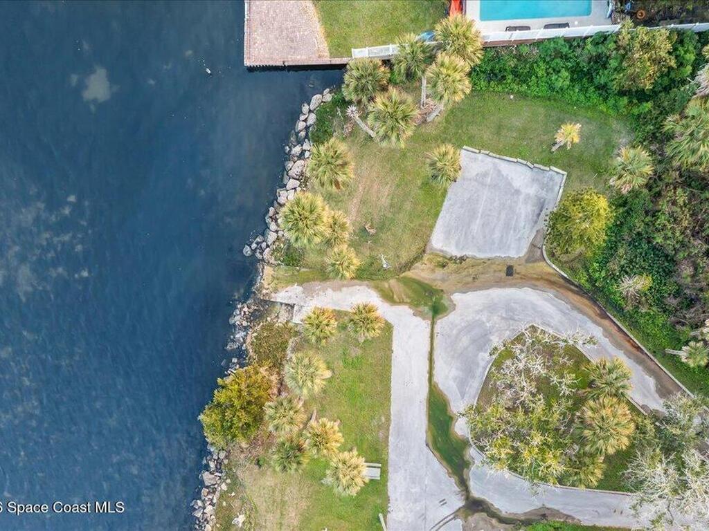2123 N Indian River Drive, Cocoa, FL 32922