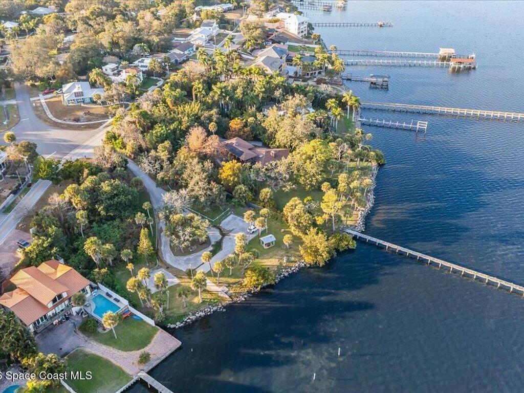 2123 N Indian River Drive, Cocoa, FL 32922