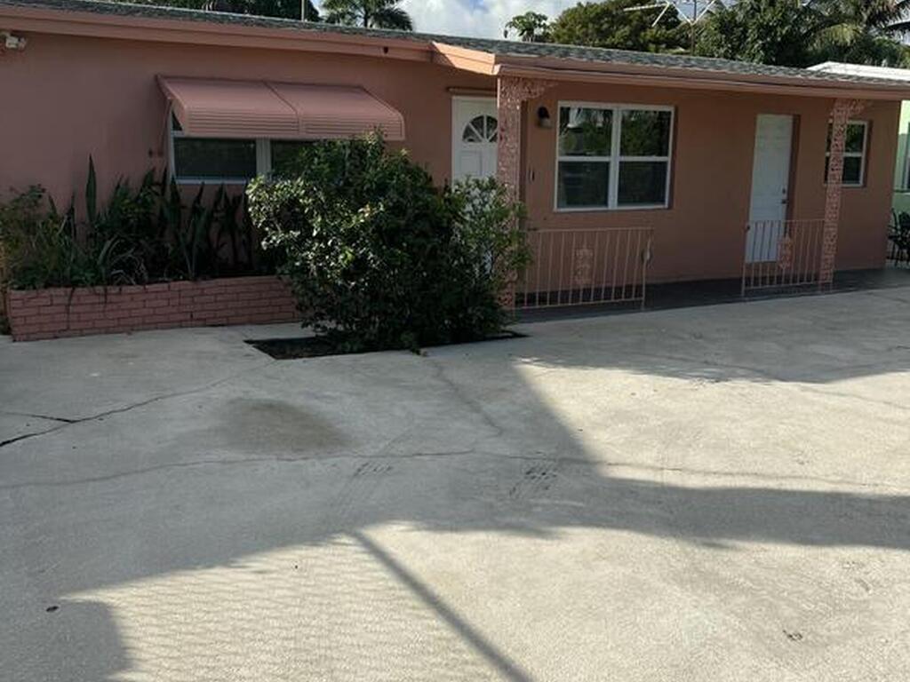 612 E Minnesota Street, Lantana, FL 33462