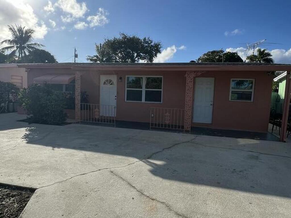 612 E Minnesota Street, Lantana, FL 33462