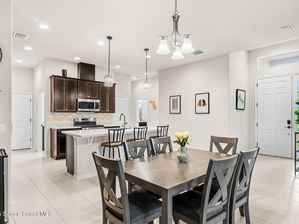 2868 Avalonia Drive, Melbourne, FL 32940