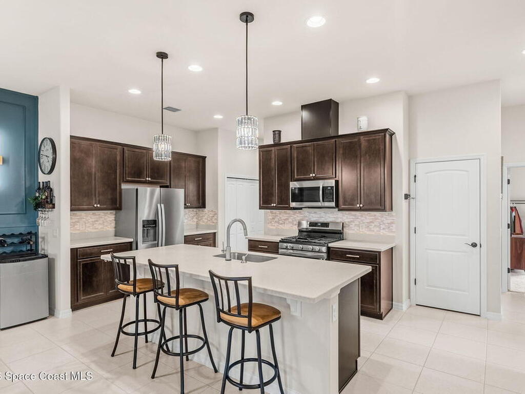 2868 Avalonia Drive, Melbourne, FL 32940