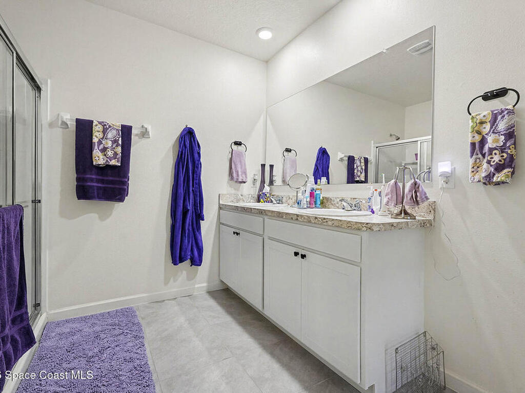 543 Old Country Road, Palm Bay, FL 32909