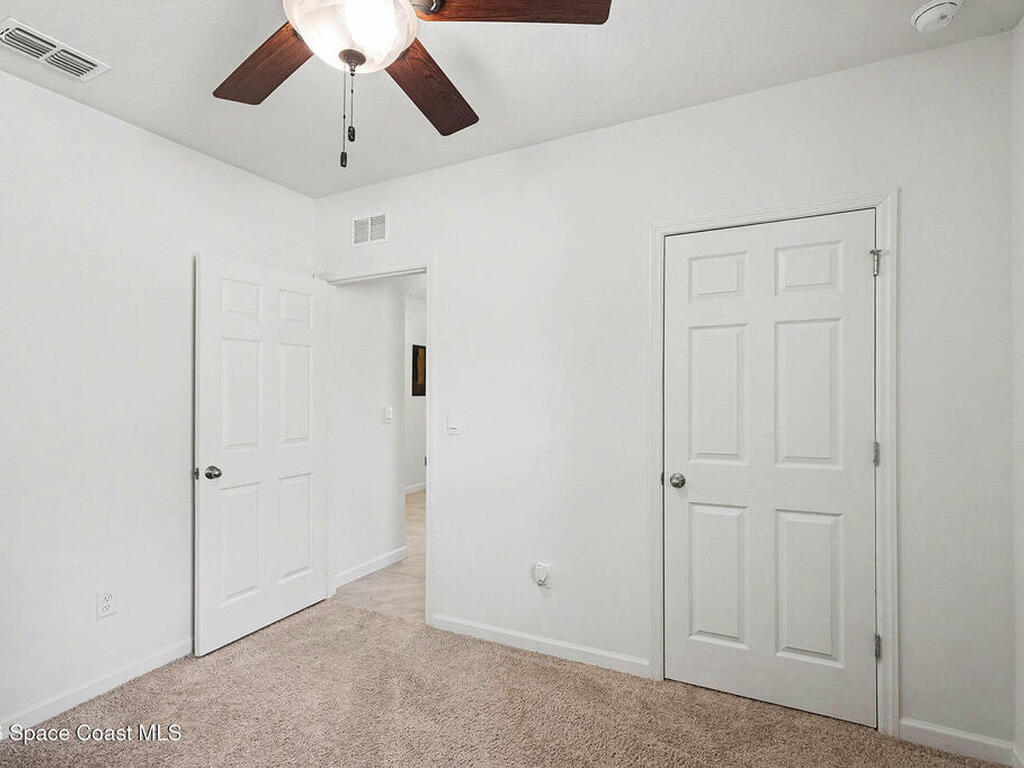 543 Old Country Road, Palm Bay, FL 32909