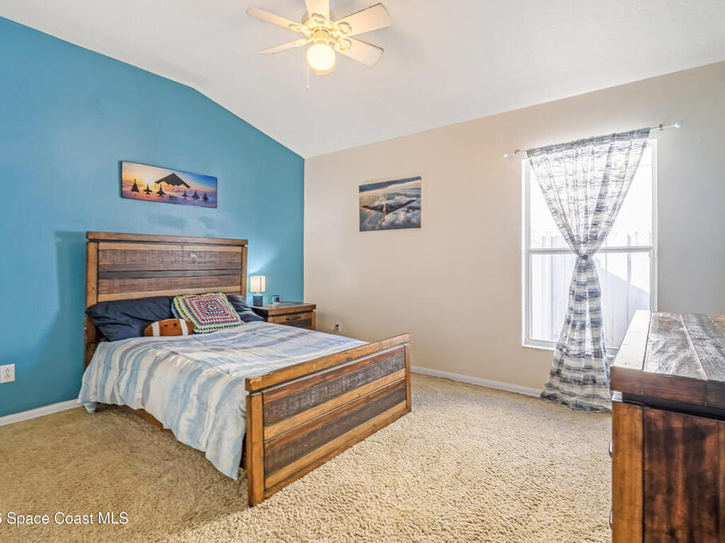 5895 Autumn Chase Circle, Sanford, FL 32771