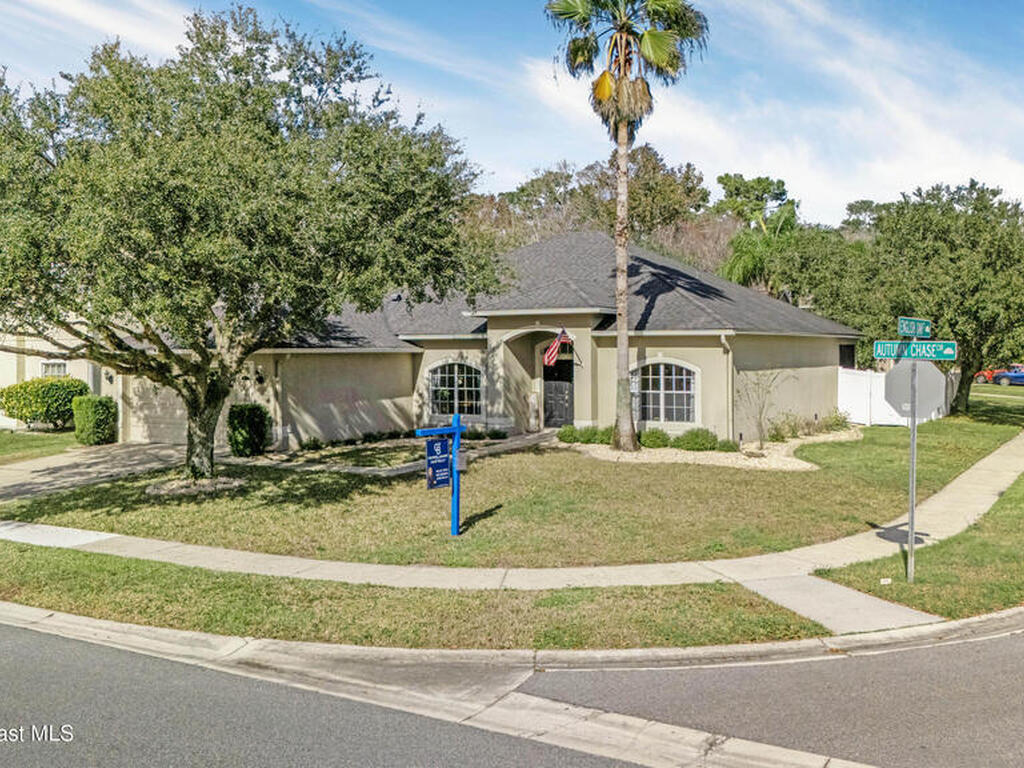 5895 Autumn Chase Circle, Sanford, FL 32771