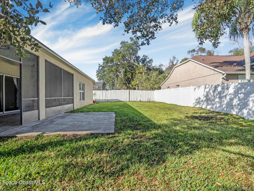 5895 Autumn Chase Circle, Sanford, FL 32771